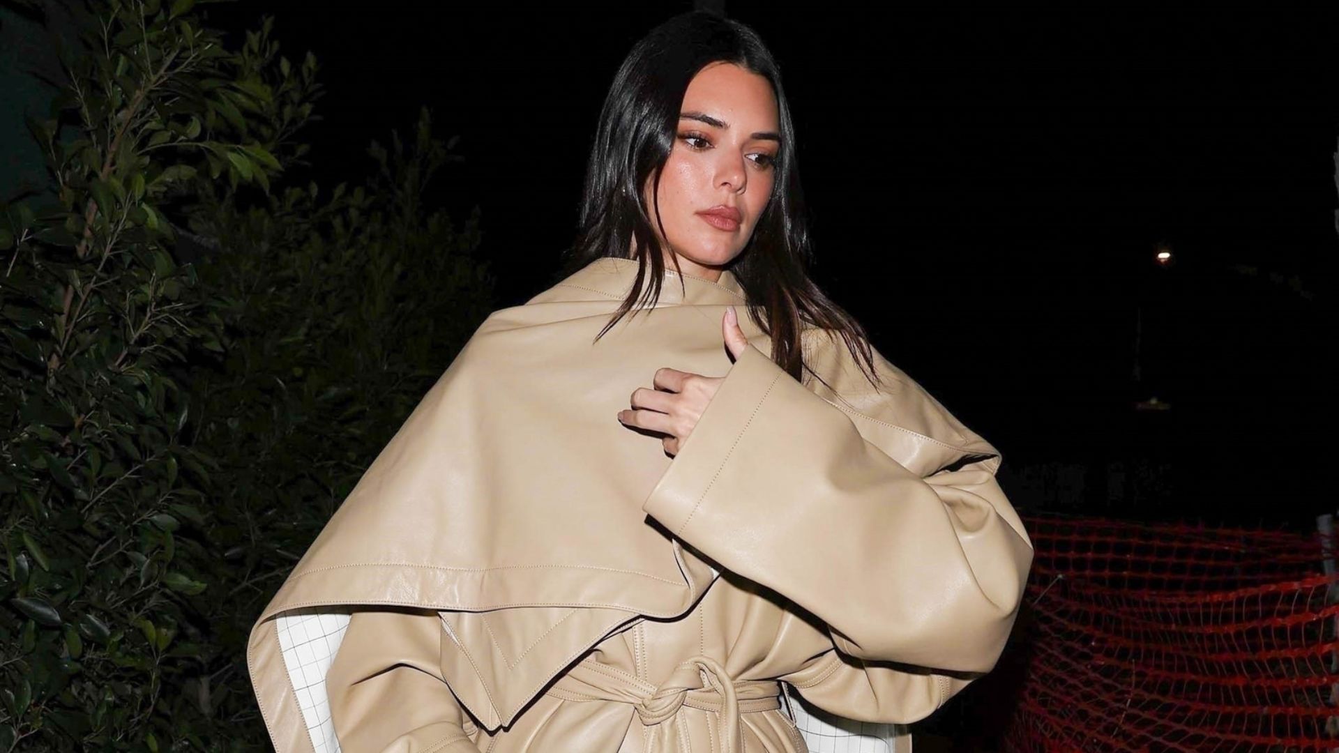 Kendall Jenner monochrome outfit